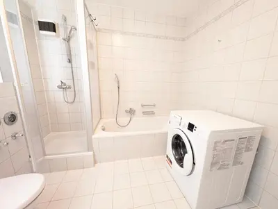 Ein Badezimmer in der Unterkunft Galeriewohnung bei Wasserburg am Inn