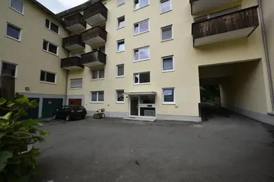 Das Gebäude in dem sich die Ferienwohnung befindet