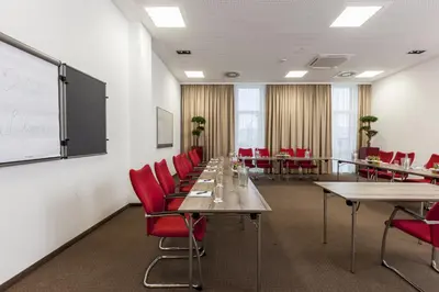 Der Geschäftsbereich oder Konferenzraum in der Unterkunft Star G Hotel Premium München Domagkstraße