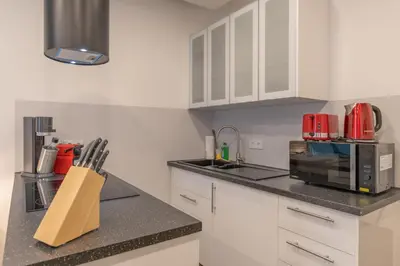 Küche/Küchenzeile in der Unterkunft SweetHome - Küche, Wifi, Nähe Grünwalder Stadion