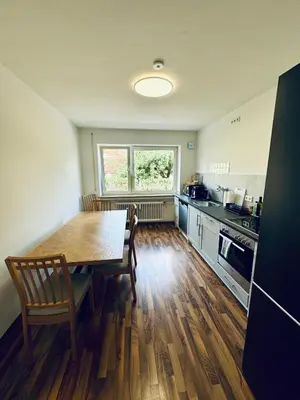 Küche/Küchenzeile in der Unterkunft Mickey Flat 3 Zimmer Wohnung in Vohburg mit Büro