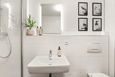 Ein Badezimmer in der Unterkunft YUVA HOMES in Untermeitingen