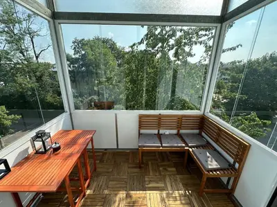 Ein Balkon oder eine Terrasse in der Unterkunft Kirschbaum Apartment