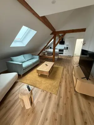 Ein Sitzbereich in der Unterkunft ღLIBORIA I Loft am Riegsee