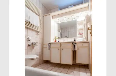 Ein Badezimmer in der Unterkunft Fewo 12, Apartmenthaus an der Rottach