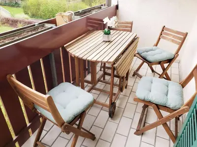 Ein Balkon oder eine Terrasse in der Unterkunft FeWo,zentral,ruhig und 30 Minuten nach München