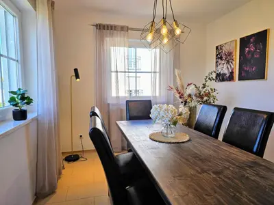 Ein Sitzbereich in der Unterkunft Ferienwohnung Ingolstadt Eichstätt Altmühltal