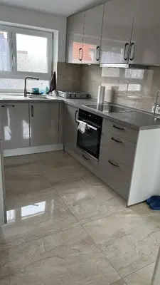 Küche/Küchenzeile in der Unterkunft Schönes Apartment mit Terrace