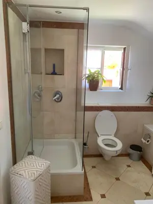 Ein Badezimmer in der Unterkunft SeelenbaumlerIn