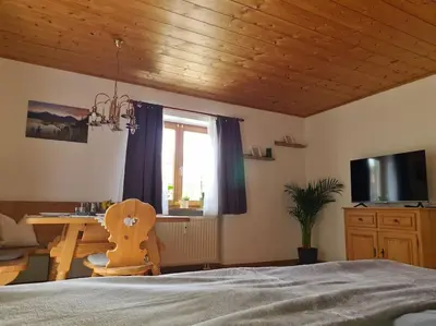 TV/Unterhaltungsangebot in der Unterkunft Ruhige Ferienwohnung in Bad Tölz