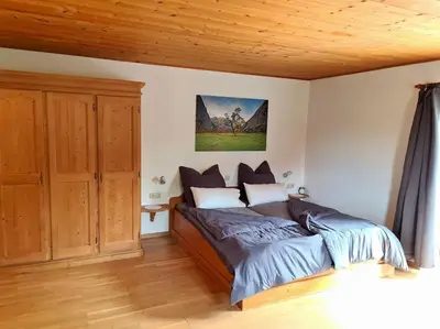 Ein Bett oder Betten in einem Zimmer der Unterkunft Ruhige Ferienwohnung in Bad Tölz