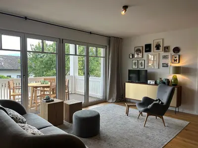 Ein Sitzbereich in der Unterkunft Ferienwohnung Mühlbach