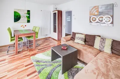 Ein Sitzbereich in der Unterkunft Ferienwohnung in Augsburg