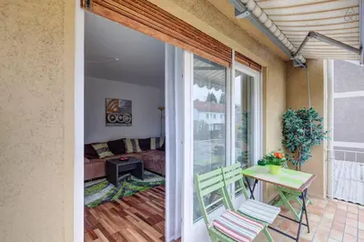 Ein Balkon oder eine Terrasse in der Unterkunft Ferienwohnung in Augsburg