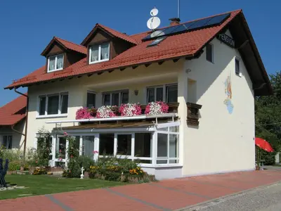 Das Gebäude in dem sich die Pension befindet