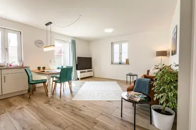Ein Sitzbereich in der Unterkunft Ferienwohnung Buchwald