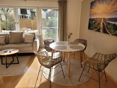 Ein Sitzbereich in der Unterkunft Ferienwohnung am Stadtpark
