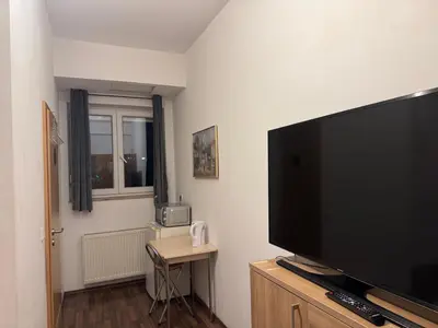 TV/Unterhaltungsangebot in der Unterkunft Shirdel Pension