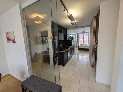 Küche/Küchenzeile in der Unterkunft Munich Large Apartment 145 qm and 5 Bedrooms with Roof Terrace in centrally located 1 to 14 Guests