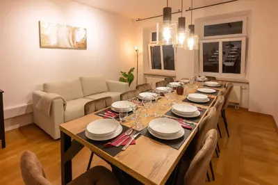 Ein Sitzbereich in der Unterkunft Munich Large Apartment 110 qm, 3 Bedrooms and very Central 1-12 Guests