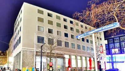 Das Gebäude in dem sich das Hotel befindet