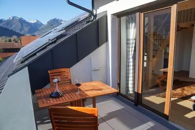 Ein allgemeiner Bergblick oder ein Berglick von der Ferienwohnung aus