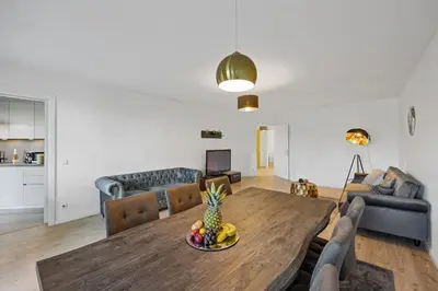 Ein Sitzbereich in der Unterkunft 3 Zimmer EG Wohnung direkt am Kurpark