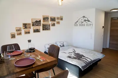 Ein Sitzbereich in der Unterkunft Wohnung Wendelstein mit Bergblick im Inntal - zentral & ruhig