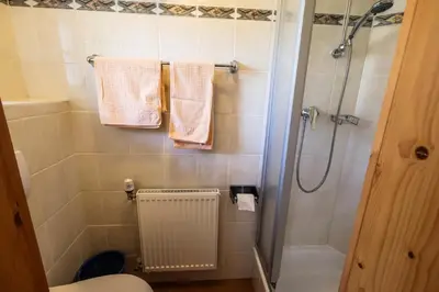 Ein Badezimmer in der Unterkunft Ferienhaus Rosengarten