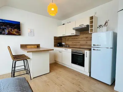 Küche/Küchenzeile in der Unterkunft Cozy apartment for 2 near Mering train station