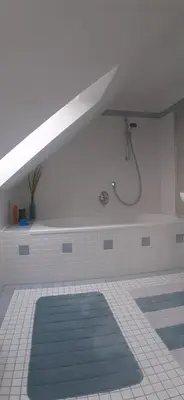 Ein Badezimmer in der Unterkunft 3-Zimmer Ferienwohnung für 6-8 Personen nahe München, Fürstenfeldbruck, Augsburg, Landsberg, Ammersee