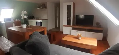TV/Unterhaltungsangebot in der Unterkunft 3-Zimmer Ferienwohnung für 6-8 Personen nahe München, Fürstenfeldbruck, Augsburg, Landsberg, Ammersee
