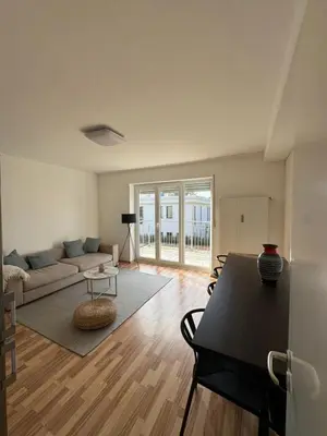 Ein Sitzbereich in der Unterkunft Quiet Family Apartment - 10 min to Center & Oktoberfest - Free Parking - Balcony - near Nymphenburg Palace & Botanical garden
