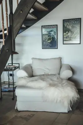 Ein Sitzbereich in der Unterkunft Luxusferienhaus am Biohof nahe Ammersee Lechrain Chalet für 6 Personen
