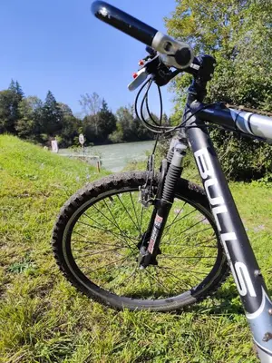Radfahren an der Unterkunft Luxusferienhaus am Biohof nahe Ammersee Lechrain Chalet für 6 Personen oder in der Nähe