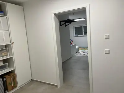 Grundriss der Unterkunft EMMA Gardencity Basement Flat