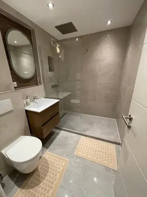 Ein Badezimmer in der Unterkunft Apartment AS mit Balkon