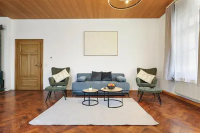 Ein Sitzbereich in der Unterkunft cruwzo I Modern Centrally Located Apartment with Parking Modern Centrally Located Apartment with Parking