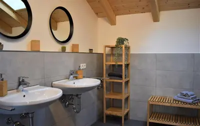Ein Badezimmer in der Unterkunft Ferienwohnungen Rosenheim - Pang
