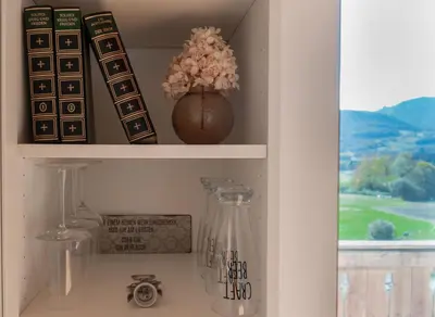 Ein allgemeiner Bergblick oder ein Berglick von der Ferienwohnung aus
