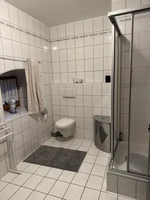Ein Badezimmer in der Unterkunft Kleines Landhaus