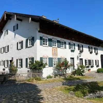 Historic and unique Farm House from 1604