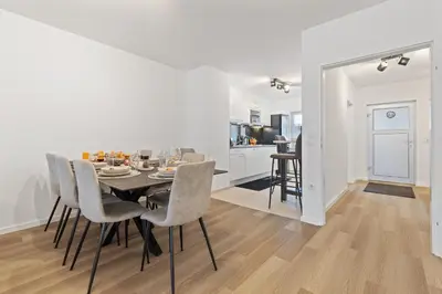Küche/Küchenzeile in der Unterkunft Primero Relax-Home I Premium Apartments ab 90qm I Balkon Garage I A8-Fuggerei