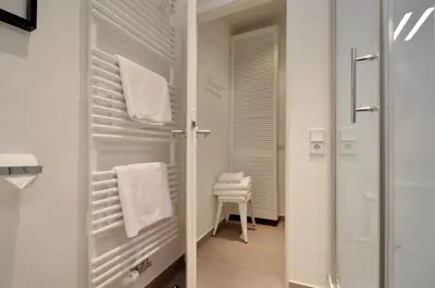 Ein Badezimmer in der Unterkunft Cocoma-Design-Apartment Deluxe - very central