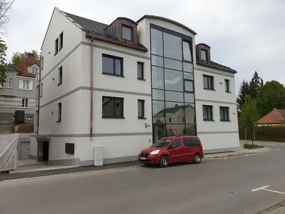Das Gebäude in dem sich die Ferienwohnung befindet