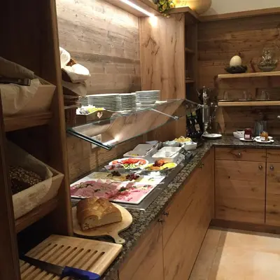 Küche/Küchenzeile in der Unterkunft Gasthaus Georg Ludwig Maising