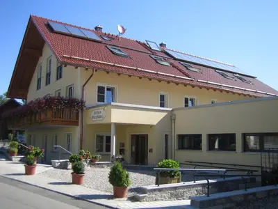 Das Gebäude in dem sich das Hotel befindet