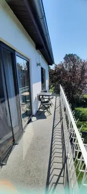 Ein Balkon oder eine Terrasse in der Unterkunft FeWo Chiemgau