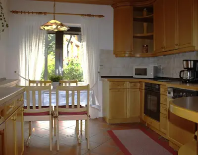 Küche/Küchenzeile in der Unterkunft Traumhafte Ferienwohnung Andechs