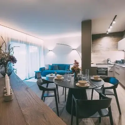 LIVALPIN Elegant